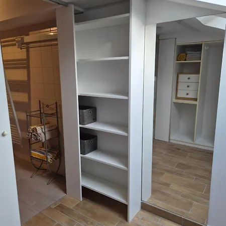 Doroteja Apartment Podplat